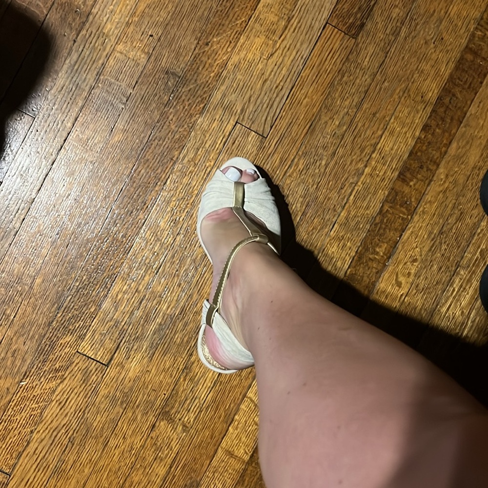Also shoes - Picture 10 of 10